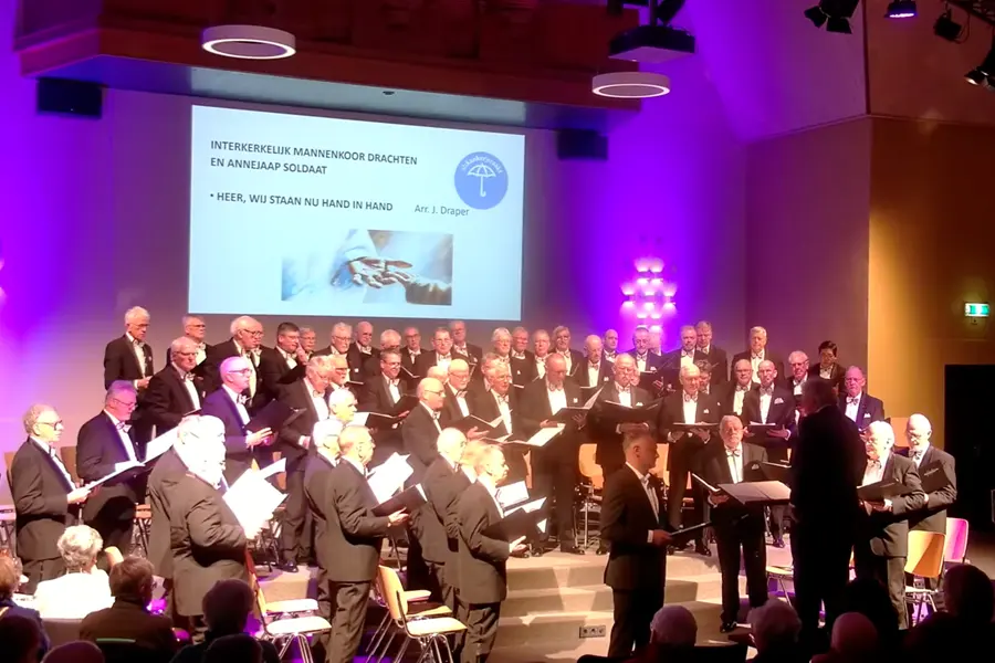 Stichting Als kanker je raakt - Indrukwekkend benefietconcert brengt mensen samen